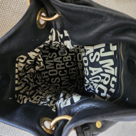 Marc Jacob Leather Satchel black handle or cross body. Gold accent - Picture 13 of 16